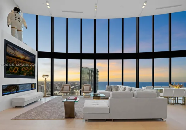 2nd image of 18555 Collins Ave #4405, Sunny Isles Beach, FL 33160 | MLS# A12031253