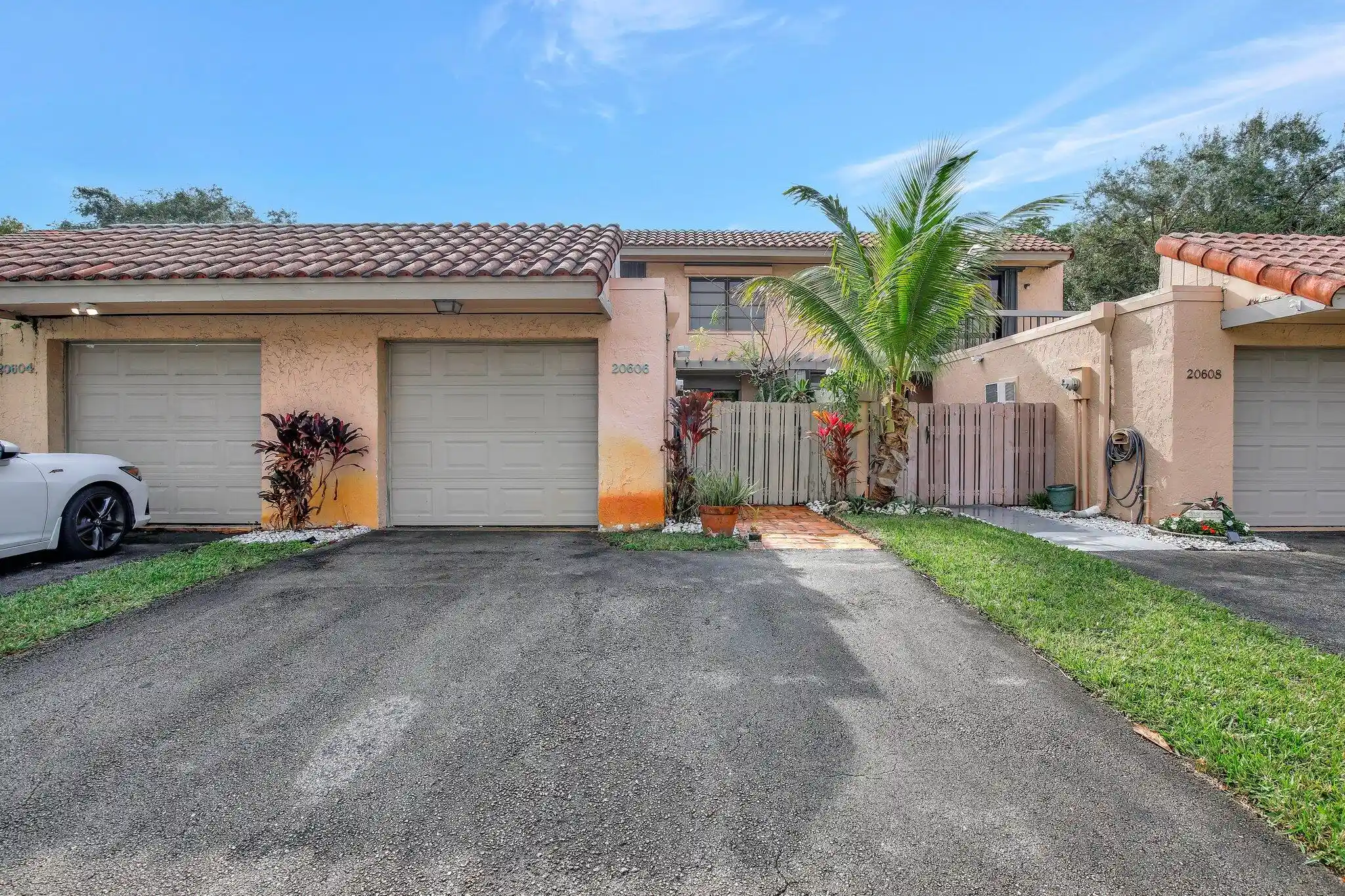 Townhouse for sale at 20606 NE 7th Court, Miami, FL 33179 | MLS# B26037870