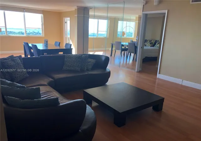 5th image of 5005 Collins Ave #1202, Miami Beach, FL 33140 | MLS# A12032577