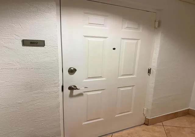30th image of 357 Almeria Ave #802, Coral Gables, FL 33134 | MLS# A12032618