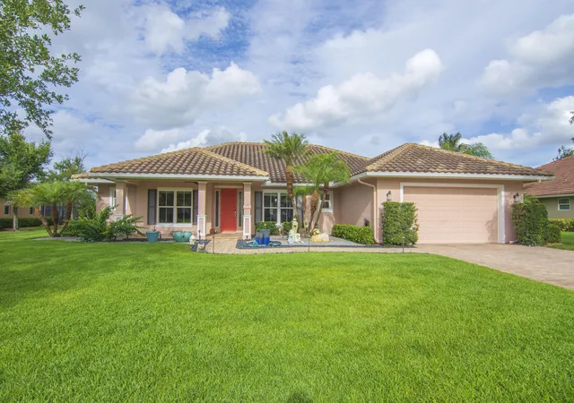 Photo 3 of Single family home for sale at 470 Pittman Ave, Vero Beach, FL 32968 | MLS# B26038015 | Listing updated on 2026-10-07