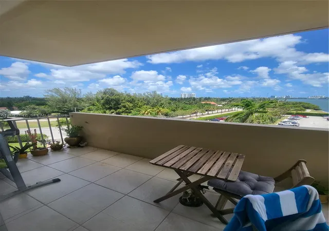 5th image of 880 Ne 69Th St #6R, Miami, FL 33138 | MLS# A12032647