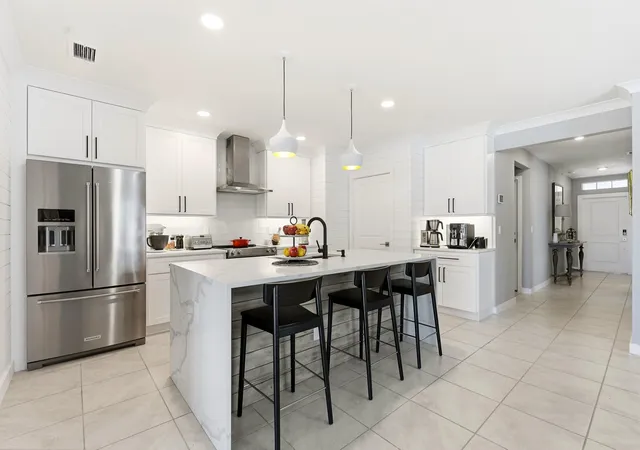 Photo 3 of Single family home for sale at 3899 Se Lee St, Stuart, FL 34997 | MLS# B26038027 | Listing updated on 2026-10-07