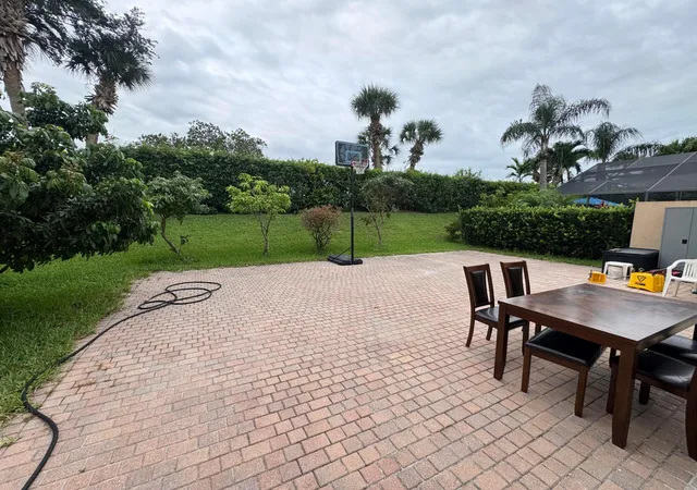 27th image of 5076 Nautica Lake Cir, Greenacres, FL 33463 | MLS# B26038191