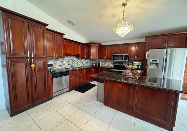 2nd image of 5076 Nautica Lake Cir, Greenacres, FL 33463 | MLS# B26038191