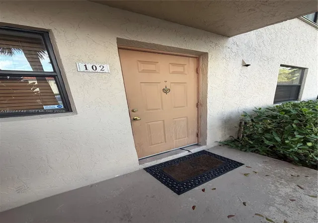 2nd image of 15718 E Waterside Cir #102, Sunrise, FL 33326 | MLS# A12024742