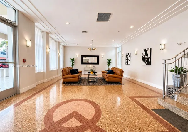5th image of 7326 Collins Ave #203, Miami Beach, FL 33141 | MLS# A12032120