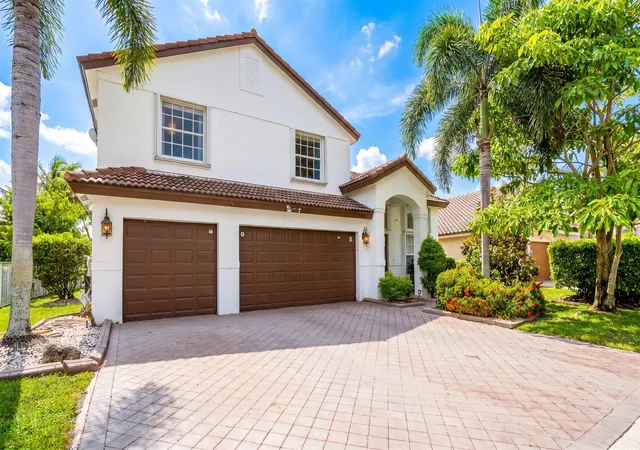 Photo 2 of Single family home for sale at 11124 Narragansett Bay Ct, Wellington, FL 33414 | MLS# B26038291 | Listing updated on 2026-09-23