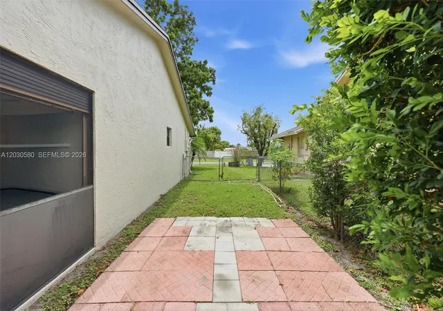 26th image of 107 Starling Ave, Royal Palm Beach, FL 33411 | MLS# A12030580