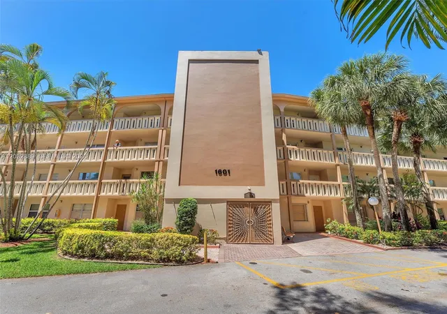 5th image of 1601 Abaco Dr #F3, Coconut Creek, FL 33066 | MLS# A12032889