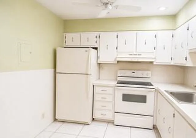 Homes for sale in Delray Beach, FL | 175 Flanders C, Delray Beach, FL 33484 | MLS# B26038415
