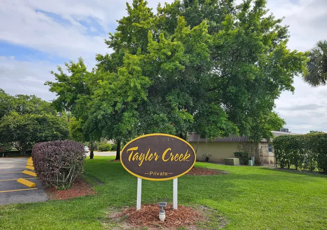 2nd image of 3124 Se Us Hwy 441 #J8, Okeechobee, FL 34974 | MLS# B26038426