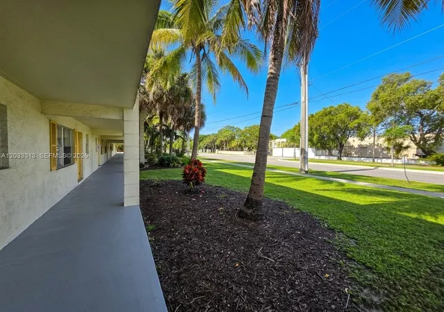 30th image of 4160 Nw 21st St #124D, Lauderhill, FL 33313 | MLS# A12033313