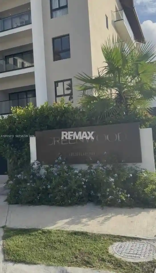 Photo 1 of Condo for sale at FL | 1 #1,FL None | MLS# A12033419 | Listing updated on 2026-10-01
