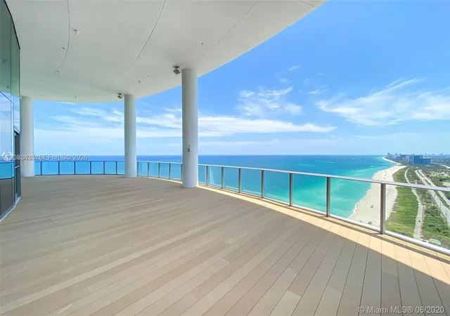 3rd image of 15701 Collins Ave #1403, North Miami Beach, FL 33160 | MLS# A12033435