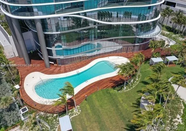5th image of 15701 Collins Ave #1403, North Miami Beach, FL 33160 | MLS# A12033435