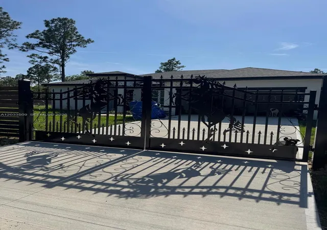 Single family home for sale at 1398 SW Breezy Point Dr, Dunnellon, FL 34431 | MLS# A12033509 | Listing updated on 2026-07-08