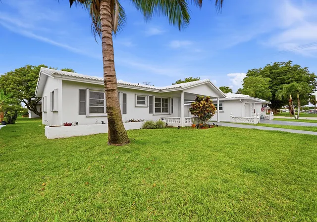 Photo 3 of Single family home for sale at 8410 Nw 59th Place, Tamarac, FL 33321 | MLS# B26038579 | Listing updated on 2026-09-23
