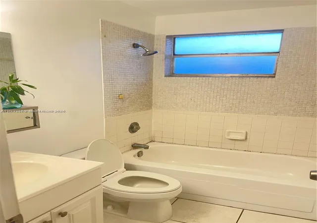 4th image of 10383 N Kendall Dr #N5, Miami, FL 33176 | MLS# A12033560