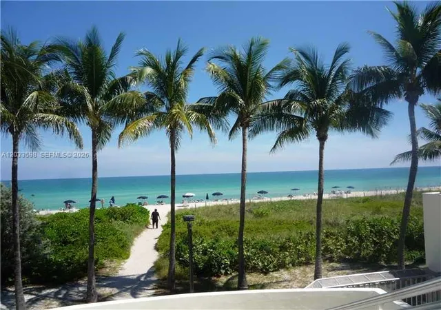 19th image of 5161 Collins Ave #1702, Miami Beach, FL 33140 | MLS# A12033598