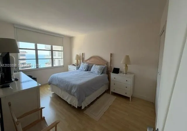 5th image of 5161 Collins Ave #1702, Miami Beach, FL 33140 | MLS# A12033598
