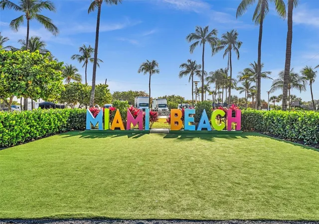 4th image of 1052 Ocean Dr, Miami Beach, FL 33139