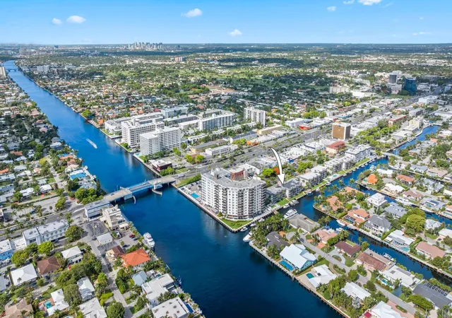 Homes for sale in Fort Lauderdale, FL | 3121 Ne 51st St #204e, Fort Lauderdale, FL 33308 | MLS# B26038680