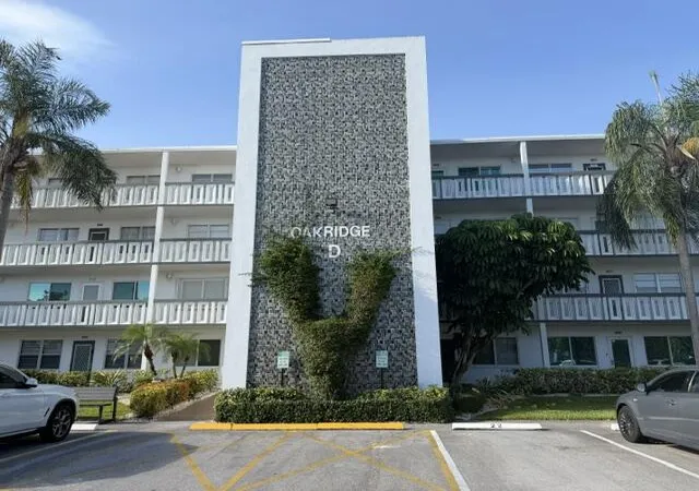 Photo 2 of Condo for sale at 2026 Oakridge D, Deerfield Beach, FL 33442 | MLS# B26038689 | Listing updated on 2026-10-06