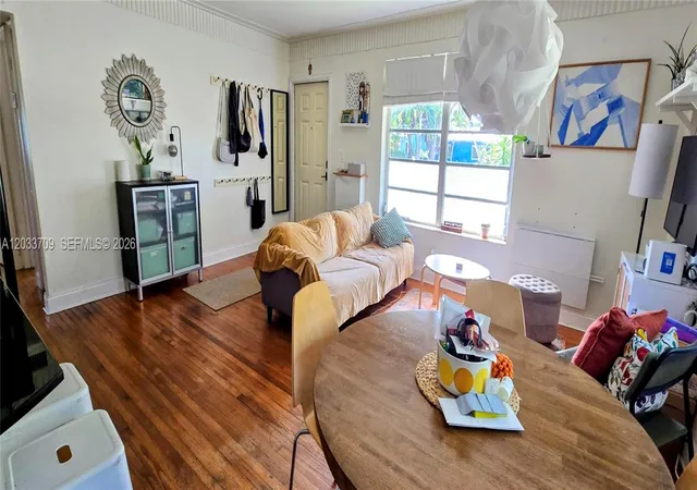 5th image of 1135 Ne 133 Rd St, North Miami, FL 33161 | MLS# A12033709