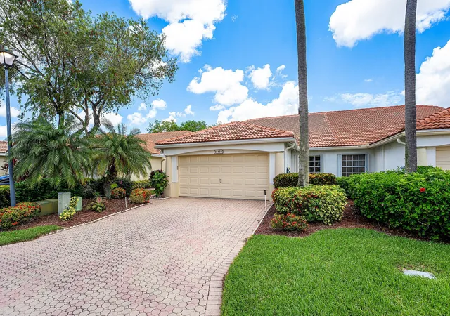 Homes for sale in Delray Beach, FL | 15458 Floral Club Rd, Delray Beach, FL 33484 | MLS# B26038756