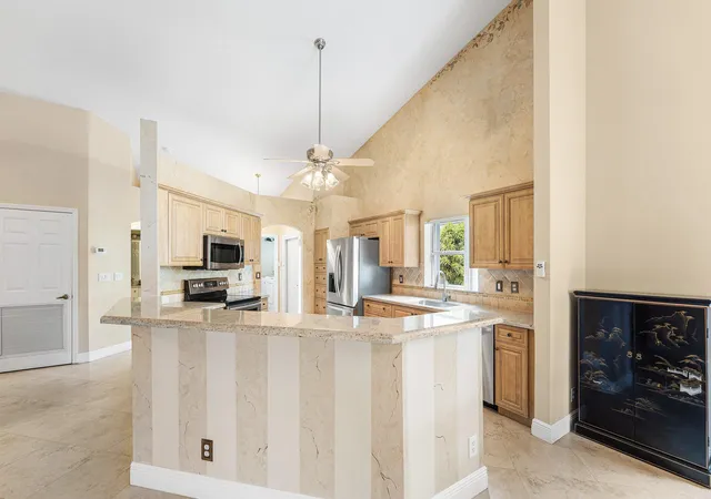 Homes for sale in Delray Beach, FL | 15458 Floral Club Rd, Delray Beach, FL 33484 | MLS# B26038756