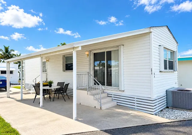 Photo 1 of Manufactured home for sale at 14 Bamboo Dr #Cd, Briny Breezes, FL 33435 | MLS# B26038755 | Listing updated on 2026-10-08