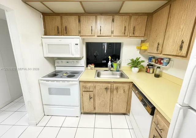 4th image of 2800 Nw 56Th Ave #F201, Lauderhill, FL 33313 | MLS# A12033920