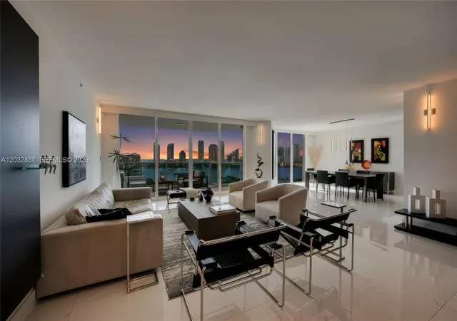 1st image of 3201 Ne 183Rd St #1806, Aventura, FL 33160 | MLS# A12032857