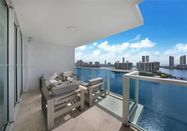 3rd image of 3201 Ne 183Rd St #1806, Aventura, FL 33160 | MLS# A12032857
