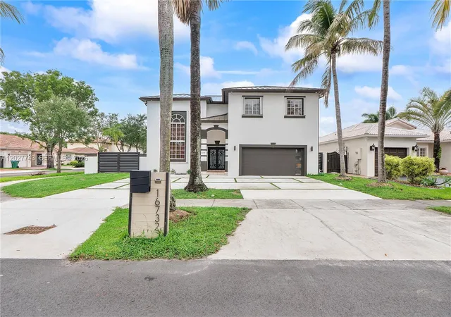 Homes for sale in Miami Lakes, FL | 16732 Nw 89th Pl, Miami Lakes, FL 33018 | MLS# A12027743