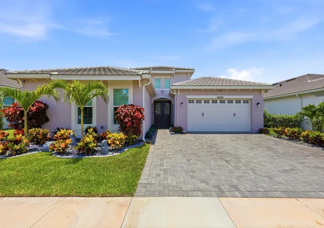 1st image of 15264 Wildwood Cir, Loxahatchee, FL 33470 | MLS# B26038913
