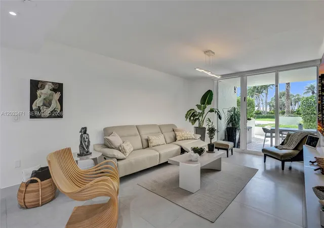 5th image of 19111 Collins Ave, Sunny Isles Beach, FL 33160