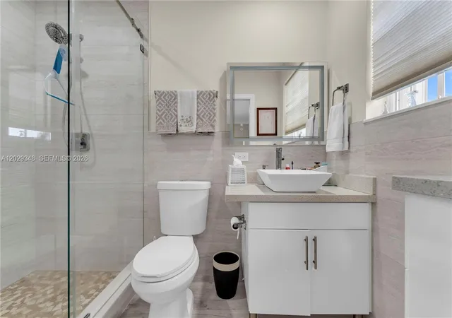 3rd image of 884 W 72Nd Pl, Hialeah, FL 33014 | MLS# A12029348