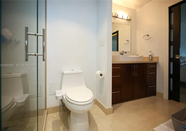 77th image of 7135 Collins Ave #735, Miami Beach, FL 33141 | MLS# A12033997