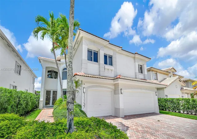 4th image of 11137 Nw 72Nd Ter, Doral, FL 33178 | MLS# A12033785