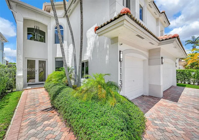 5th image of 11137 Nw 72Nd Ter, Doral, FL 33178 | MLS# A12033785