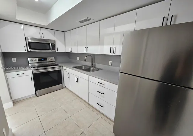 1st image of 13700 Ne 6th Ave #106, North Miami, FL 33161 | MLS# A12020506