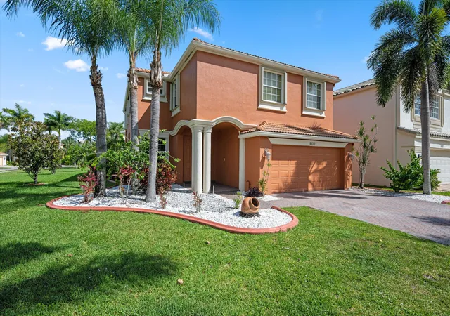 Photo 3 of Single family home for sale at 9100 Dupont Pl, Wellington, FL 33414 | MLS# B26039211 | Listing updated on 2026-09-30