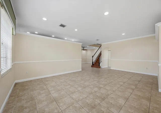 Photo 4 of Single family home for sale at 9100 Dupont Pl, Wellington, FL 33414 | MLS# B26039211 | Listing updated on 2026-09-30