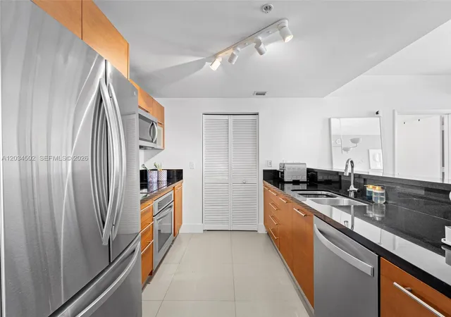 4th image of 253 Ne 2Nd St #1801, Miami, FL 33132 | MLS# A12034502