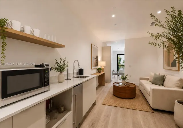 Homes for sale in Miami, FL | 239 Sw 9Th St #301, Miami, FL 33130 | MLS# A12032067