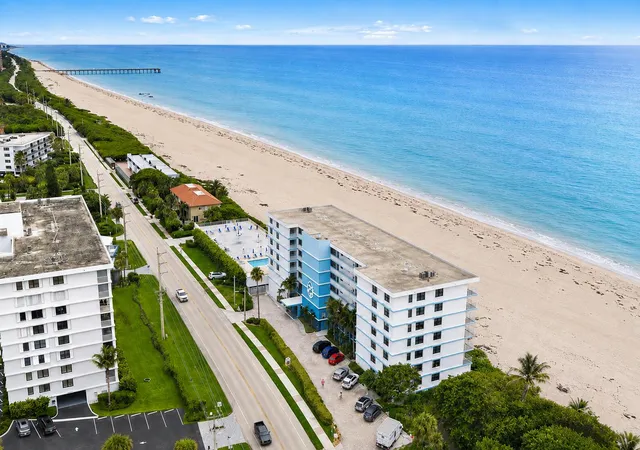 Photo 2 of Sale Pending at 900 Ocean Dr #202, Juno Beach, FL 33408 | MLS# B26039324 | Listing updated on 2026-09-14