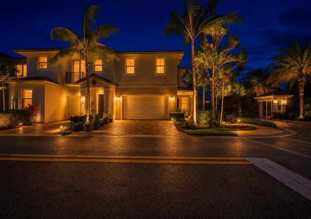 Photo 4 of Townhouse for sale at 6993 Pines Cir, Pompano Beach, FL 33073 | MLS# B26039333 | Listing updated on 2026-09-23