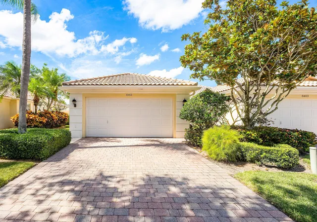 Photo 2 of Single family home for sale at 8413 Cozumel Ln, Wellington, FL 33414 | MLS# B26039473 | Listing updated on 2026-09-23